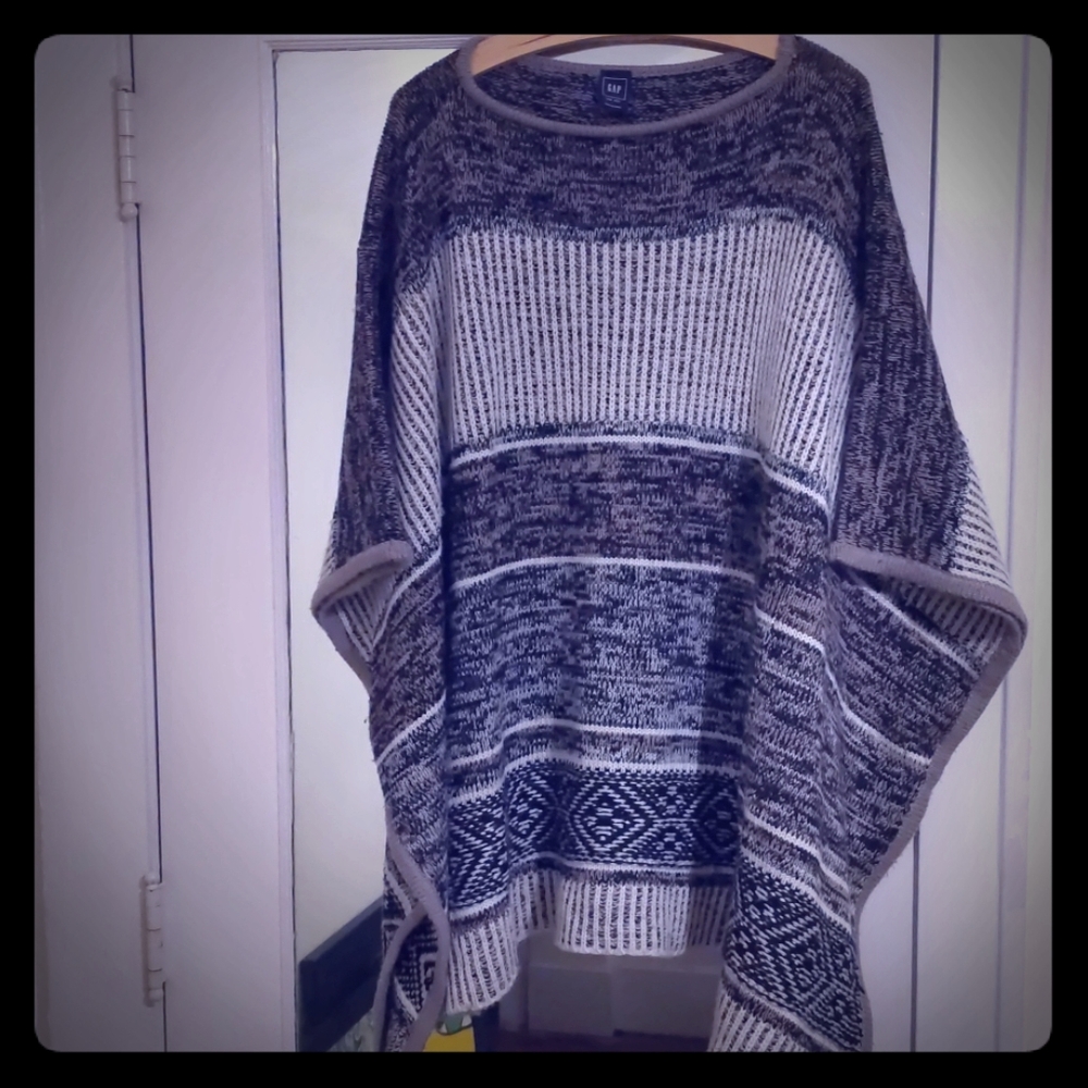 Gap poncho